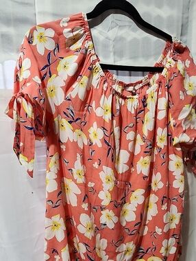 ESQUALO Coral Floral Off-Shoulder Tunic Top